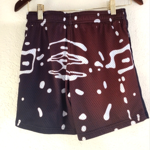 Overtime Brown and Black Mesh Shorts - Picture 4 of 6